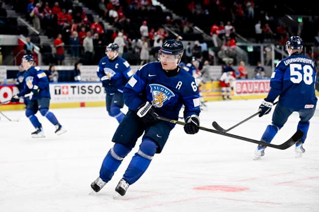 LKS 20260528 Mikael Granlund of Finland warms up ahead of the 2026 IIHF Ice hockey, Eishockey World Championships quarterfinal match between Finland and Czechia in Zurich on May 28, 2026. - RONI REKOMAA Zürich Switzerland tCqtlvl4taw  Copyright: xRonixRekomaax tCqtlvl4taw