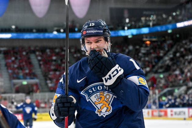 ZURICH, SWITZERLAND - MAY 28: Anton Lundell of Finland celebrates his goal during the 2026 IIHF Ice hockey, Eishockey World Championship, WM, Weltmeisterschaft Switzerland game between Finland and Czechia at Swiss Life Arena on May 28, 2026 in Zurich, Zurich. Zurich Swiss Life Arena Zurich Switzerland Copyright: xJustPictures.ch AndreaxBrancax jp-en-EuSpIm-JP7_ANB_FinCze_28052026_0294