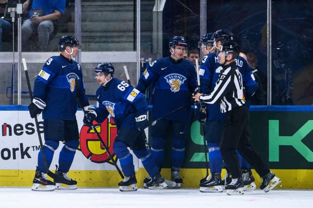 260528 Sakari Manninen of Finland celebrates after 1-0 during the 2026 IIHF Ice hockey, Eishockey World Championship, WM, Weltmeisterschaft quarterfinal match between Finland and Czech Republic on May 28, 2026 in Zürich. Photo: Jesper Zerman BILDBYRAN kod JZ JZ0735 ishockey ice hockey ishockey-vm 2026 vm 2026 iihf world championship finland tjeckien czech republic bbeng jubel celebrates finland Copyright: JESPERxZERMAN BB260528JZ058