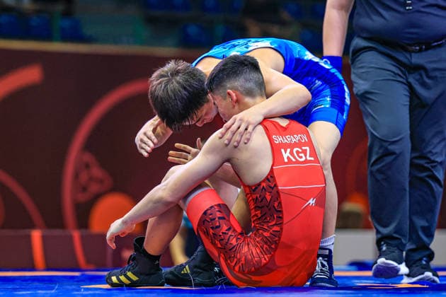 U17, U 17 Wrestling Asian Championships 51kg GR - Kuanyshbek Zhangazhol (KAZ) df. Arsen Maksatbekovich Sharapov (KGZ)