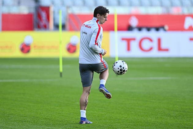 28.05.2026 Wroclaw Konferencja prasowa i trening reprezentacji Polski w pilce noÅ¼nej - press conference, PK, Pressekonferenz and of the Poland national football team and training session during the national camp. Persons shown: Nicola Zalewski fot. Antoni Dec Arena Akcji NEWSPIX.PL --- newspix.pl POLAND OUT! 