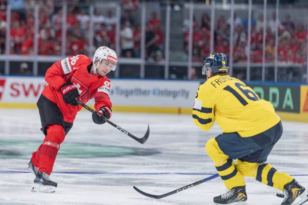 28 05 2026, Zurich, Swiss Life Arena, Ice hockey, Eishockey World Championships: Switzerland - Sweden, 86 Janis Moser (Switzerland) Zurich Swiss Life Arena Zurich Switzerland Copyright: xJustPictures.ch StefanxEmchx jp-de-StEm-DSC0059320260528