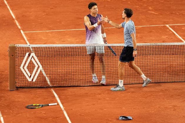 2026-05-28 2026 French Open - Day Five PARIS, FRANCE - MAY 28: Ben Shelton of United States of America, Raphael Collignon of Belgium during Day Five of the 2026 French Open at Roland Garros on May 28, 2026 in Paris, France. (Photo by Marleen Fouchier BSR Agency) Paris France Content not available for redistribution in The Netherlands directly or indirectly through any third parties. Copyright: xBSRxAgencyx