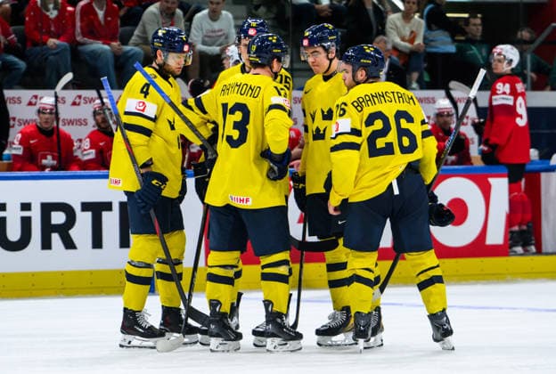 260528 Jacob Larsson, Lucas Raymond, Anton Frondell and Erik Brännström of Sweden during the 2026 IIHF Ice hockey, Eishockey World Championship, WM, Weltmeisterschaft quarterfinal match between Switzerland and Sweden on May 28, 2026 in Zürich. Photo: Jesper Zerman BILDBYRAN kod JZ JZ0733 ishockey ice hockey ishockey-vm 2026 vm 2026 iihf world championship kvartsfinal quarterfinal quarterfinals switzerland schweiz sverige sweden bbeng Copyright: JESPERxZERMAN BB260528JZ155