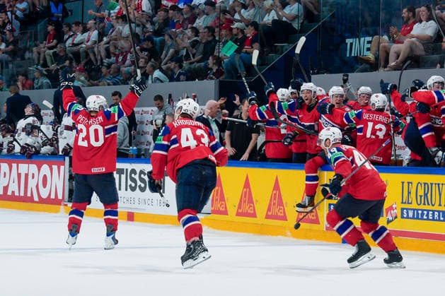 FRIBOURG, SWITZERLAND - MAY 28: Norway clinch their spot for the semifinal during the 2026 IIHF Ice hockey, Eishockey World Championship, WM, Weltmeisterschaft Switzerland game between Norway and Latvia at BCF Arena on May 28, 2026 in Fribourg, Fribourg. Fribourg BCF Arena Fribourg Switzerland Copyright: xJustPictures.ch JarixPestelaccix jp-en-EuSpIm-JP6_JAR_Norway_Latvia_28May2026_00149
