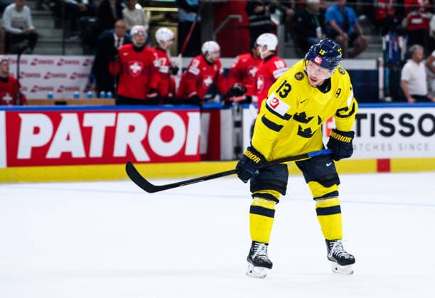 260528 Lucas Raymond of Sweden looks dejected during the 2026 IIHF Ice hockey, Eishockey World Championship, WM, Weltmeisterschaft quarterfinal match between Switzerland and Sweden on May 28, 2026 in Zürich. Photo: Jesper Zerman BILDBYRAN kod JZ JZ0733 ishockey ice hockey ishockey-vm 2026 vm 2026 iihf world championship kvartsfinal quarterfinal quarterfinals switzerland schweiz sverige sweden bbeng depp Copyright: JESPERxZERMAN BB260528JZ163