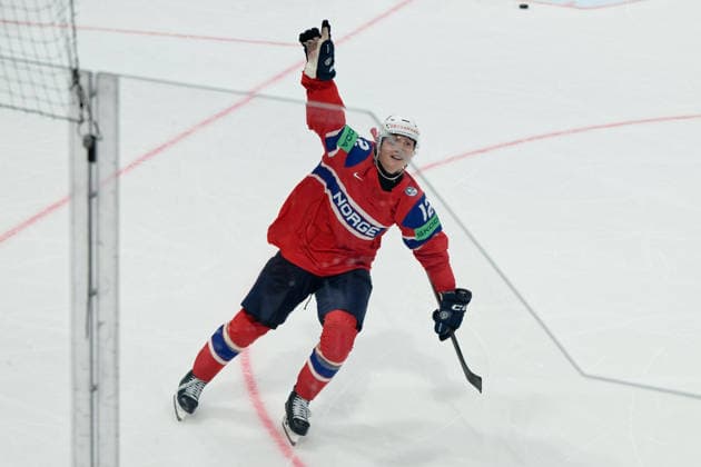 Fribourg, Switzerland - May 28 : Noah Steen of Norway celebrates after scoring his team s second goal during the 2026 IIHF Ice hockey, Eishockey World Championship, WM, Weltmeisterschaft Switzerland Quarter Final match between Norway and Latvia at BCF Arena on May 28 , 2026 in Fribourg, Switzerland.  Copyright: xGiuseppexVelletrix Sportspressphoto_SPR156391