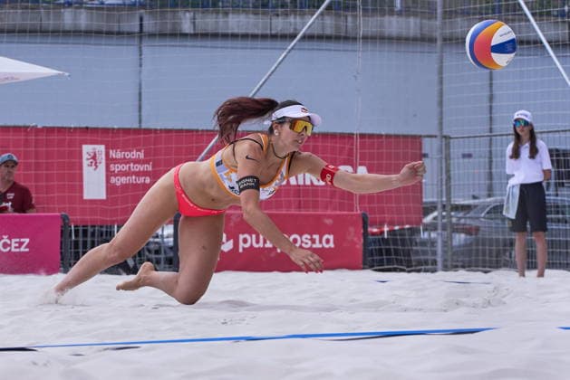 Ostrava 28.05.2026. Beach volleyball, Beachvolleyball JT Banka Ostrava Beach Pro Tour Elite 16, day 2, group phase, Ostrava, Czech Republic --- Siatkowka plazowa, JT Banka Ostrava Beach Pro Tour Elite 16, dzien drugi, faza grupowa turnieju w Ostrawie Persons Shown : Anastasija Samoilova (LAT) Fot. Dominika Chmura Arena Akcji NEWSPIX.PL --- newspix.pl POLAND OUT! 