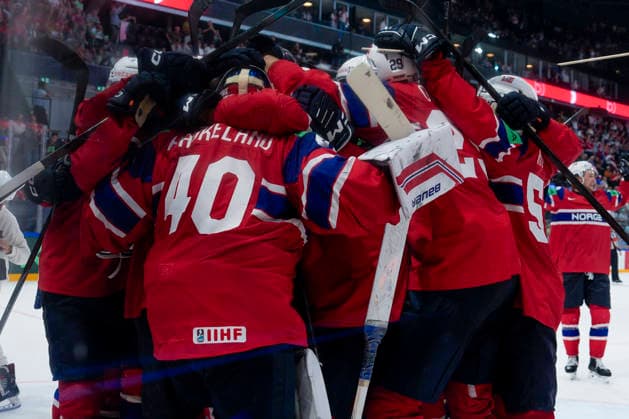 FRIBOURG, SWITZERLAND - MAY 28: Norway defeats Latvia and advances to the semifinals, during the 2026 IIHF Ice hockey, Eishockey World Championship, WM, Weltmeisterschaft Switzerland game between Norway and Latvia at BCF Arena on May 28, 2026 in Fribourg, Fribourg. Fribourg BCF Arena Fribourg Switzerland Copyright: xJustPictures.ch JarixPestelaccix jp-en-EuSpIm-JP6_JAR_Norway_Latvia_28May2026_00171