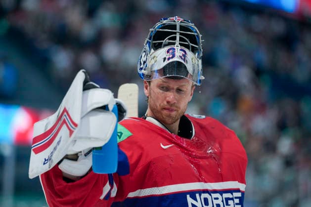 FRIBOURG, SWITZERLAND - MAY 28: goalkeeper Henrik Haukeland of Norway during the 2026 IIHF Ice hockey, Eishockey World Championship, WM, Weltmeisterschaft Switzerland game between Norway and Latvia at BCF Arena on May 28, 2026 in Fribourg, Fribourg. Fribourg BCF Arena Fribourg Switzerland Copyright: xJustPictures.ch JarixPestelaccix jp-en-EuSpIm-JP6_JAR_Norway_Latvia_28May2026_00203