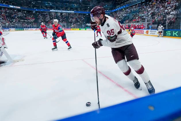 FRIBOURG, SWITZERLAND - MAY 28: Oskars Batna of Latvia in action during the 2026 IIHF Ice hockey, Eishockey World Championship, WM, Weltmeisterschaft Switzerland game between Norway and Latvia at BCF Arena on May 28, 2026 in Fribourg, Fribourg. Fribourg BCF Arena Fribourg Switzerland Copyright: xJustPictures.ch JarixPestelaccix jp-en-EuSpIm-JP6_JAR_Norway_Latvia_28May2026_00238