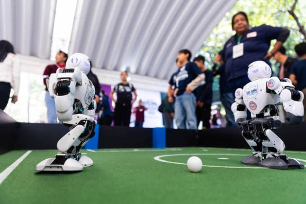 Futbots MX robotic football tournament in Mexico City MEXICO CITY, MEXICO - MAY 28: Robots kick the ball during an exhibition as part of the Futbots MX robotic tournament, at the School of Mechanical and Electrical Engineering (ESIME), in Mexico City, Mexico on May 28, 2026. ESIME hosted a regional qualifying round for the national Futbot MX Robotics Cup, a tabletop robotics competition where participants control robots in simulated football matches as part of World Cup year activities. Daniel Cardenas Anadolu Mexico City Mexico. Editorial use only. Please get in touch for any other usage.  Copyright: x2026xAnadoluxDanielxCardenasx