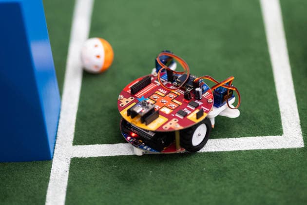 Futbots MX robotic football tournament in Mexico City MEXICO CITY, MEXICO - MAY 28: A wheeled robot competes to score goals in a simulated football match during the Futbots MX robotic tournament, at the School of Mechanical and Electrical Engineering (ESIME), in Mexico City, Mexico on May 28, 2026. ESIME hosted a regional qualifying round for the national Futbot MX Robotics Cup, a tabletop robotics competition where participants control robots in simulated football matches as part of World Cup year activities. Daniel Cardenas Anadolu Mexico City Mexico. Editorial use only. Please get in touch for any other usage.  Copyright: x2026xAnadoluxDanielxCardenasx