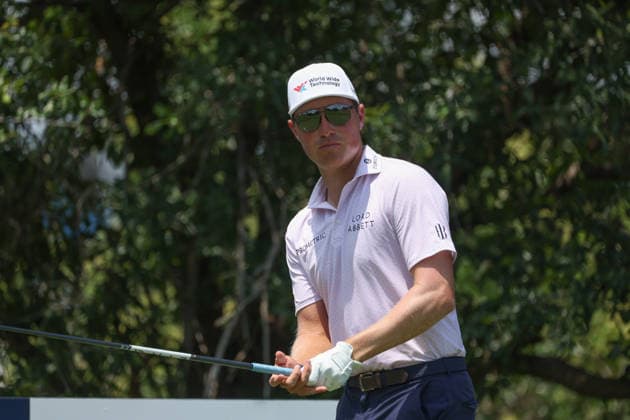 FORT WORTH, TX - MAY 28: Ben Griffin (USA) hits from the 9th tee during the Charles Schwab Challenge on May 28, 2026 at Colonial Country Club in Fort Worth, TX. (Photo by George Walker Icon Sportswire) GOLF: MAY 28 PGA, Golf Herren Charles Schwab Challenge EDITORIAL USE ONLY Icon26052829