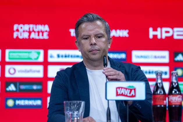 Samir Arabi (Fortuna Duesseldorf, Sportvorstand) hat zur PK Platz genommen. Pressekonferenz Fortuna Duesseldorf, Vorstellung des neuen Sportvorstandes, 3. Liga, Fussball, Saison 2026 2027, 28.05.2026 Pressekonferenz Fortuna Duesseldorf, 3. Liga, Saison 2025 2026, 29.05.2026 Duesseldorf Copyright: xEibner-Pressefoto ThomasxHaeslerx EP_THR