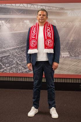 Samir Arabi (Fortuna Duesseldorf, Sportvorstand) stellt sich den Fotografen nach der PK. Pressekonferenz Fortuna Duesseldorf, Vorstellung des neuen Sportvorstandes, 3. Liga, Fussball, Saison 2026 2027, 28.05.2026 Pressekonferenz Fortuna Duesseldorf, 3. Liga, Saison 2025 2026, 29.05.2026 Duesseldorf Copyright: xEibner-Pressefoto ThomasxHaeslerx EP_THR