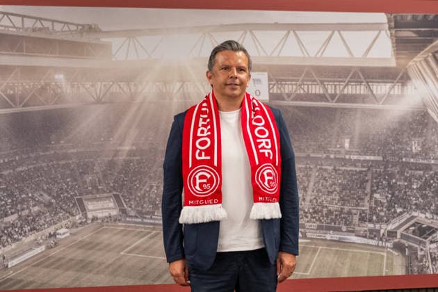 Samir Arabi (Fortuna Duesseldorf, Sportvorstand) nach der PK stellt sich den Fotografen. Pressekonferenz Fortuna Duesseldorf, Vorstellung des neuen Sportvorstandes, 3. Liga, Fussball, Saison 2026 2027, 28.05.2026 Pressekonferenz Fortuna Duesseldorf, 3. Liga, Saison 2025 2026, 29.05.2026 Duesseldorf Copyright: xEibner-Pressefoto ThomasxHaeslerx EP_THR