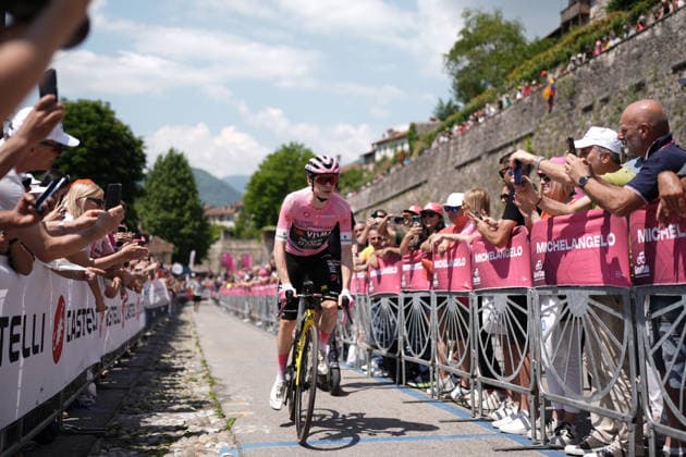 enmark™s Jonas Vingegaard Hansen of Team Visma Lease A Bike during Stage 19 of the Giro d™Italia, from Feltre to Alleghe, Italy, Friday, May 29, 2026.  Copyright: xMassimoxPaolone LaPressex
