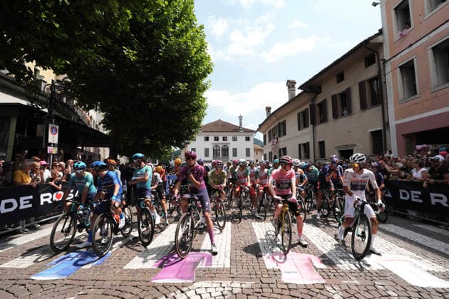 Start the race during Stage 19 of the Giro d™Italia, from Feltre to Alleghe, Italy, Friday, May 29, 2026.  Copyright: xMassimoxPaolone LaPressex