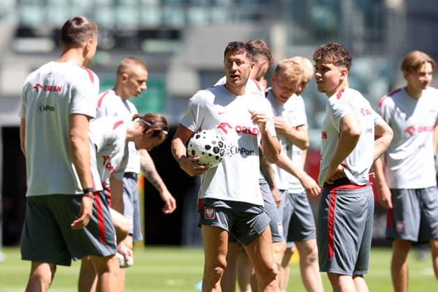 WROCLAW 29.05.2026 TRENING REPREZENTACJI POLSKI --- POLISH FOOTBALL national team, Nationalteam TRAINING SESSION ROBERT LEWANDOWSKI OSKAR PIETUSZEWSKI FOT. PIOTR KUCZA FOTOPYK NEWSPIX.PL --- newspix.pl 