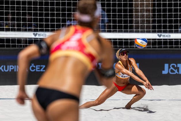 Brandie Wilkerson (CAN), right, during the match Melissa Human-Paredes and Brandie Wilkerson from Canada vs Joana Mader and Leona Kern from Switzerland at the Pro Tour, Beach volleyball, Beachvolleyball tournament of Elite category, Ostrava, Czech Republic, May 29, 2026. (CTKxPhoto VladimirxPrycek) CTKPhotoP2026052904462  CTKPhotoP2026052904462