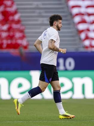 BUDAPEST - Khvicha Kvaratskhelia of Paris Saint-Germain during the MD-1 training prior to the UEFA Champions League final between Paris Saint-Germain and Arsenal FC at the Puskas Arena on 29 May 2026, Budapest, Hungary. MAURICE VAN STEEN ANP UEFA Champions League Final 2026 2025-2026 xVIxANPxSportx xMauricexvanxSteenxIVx 559600129 originalFilename: 559600129.jpg