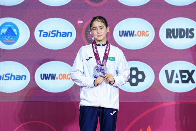 U17, U 17 Wrestling Asian Championships Podium 46kg WW - Silver: Inzhu Bakkozha (KAZ)