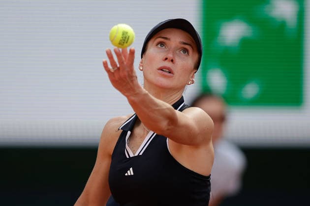 French Open - Elina Svitolina (UKR) serve during at the 2026 Roland-Garros tournament in Paris, FRANCE, on May 29 - 2026 Copyright: AntonioxBorga