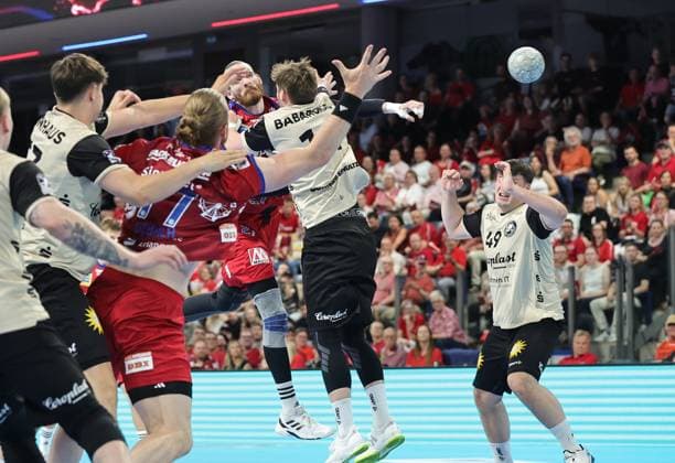 29.05.2026 - Handball - 1. Bundesliga DAIKIN HBL - Saison 2025 2026 - 33. Spieltag: HC Erlangen Metropolregion Nürnberg HCE - Bergischer HC - DaMa - xdaxmax - Antonio Metzner (27, HC Erlangen HCE )