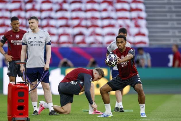 BUDAPEST - Jurrien Timber of Arsenal FC during the MD-1 training ahead of the UEFA Champions League final between Paris Saint-Germain and Arsenal FC at the Puskas Arena on 29 May 2026, Budapest, Hungary. MAURICE VAN STEEN ANP UEFA Champions League Final 2026 2025-2026 xVIxANPxSportx xMauricexvanxSteenxIVx 559608483 originalFilename: 559608483.jpg