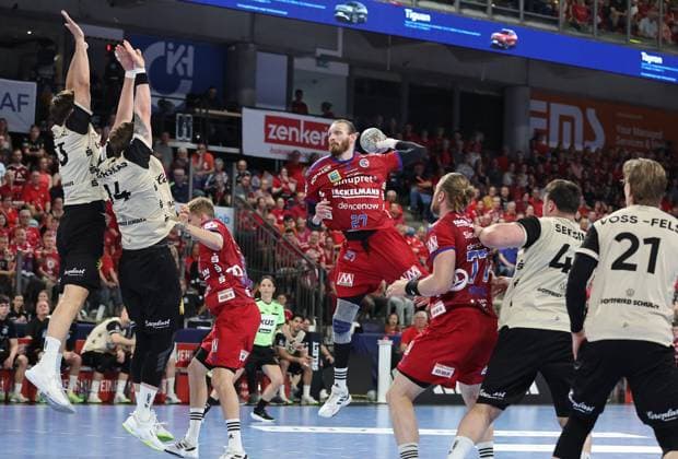 29.05.2026 - Handball - 1. Bundesliga DAIKIN HBL - Saison 2025 2026 - 33. Spieltag: HC Erlangen Metropolregion Nürnberg HCE - Bergischer HC - DaMa - xdaxmax - Antonio Metzner (27, HC Erlangen HCE )