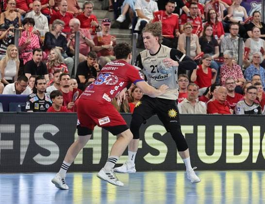 29.05.2026 - Handball - 1. Bundesliga DAIKIN HBL - Saison 2025 2026 - 33. Spieltag: HC Erlangen Metropolregion Nürnberg HCE - Bergischer HC - DaMa - xdaxmax - Tobias Buck (39, HC Erlangen HCE ) Kim Voss-Fels (21, Bergischer HC )