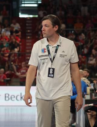 29.05.2026 - Handball - 1. Bundesliga DAIKIN HBL - Saison 2025 2026 - 33. Spieltag: HC Erlangen Metropolregion Nürnberg HCE - Bergischer HC - DaMa - xdaxmax - Johannes Sellin ( Trainer HC Erlangen HCE ) nachdenklich enttäuscht Enttäuschung