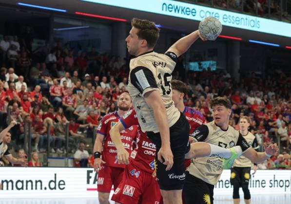 29.05.2026 - Handball - 1. Bundesliga DAIKIN HBL - Saison 2025 2026 - 33. Spieltag: HC Erlangen Metropolregion Nürnberg HCE - Bergischer HC - DaMa - xdaxmax - Lars Kooij (15, Bergischer HC )