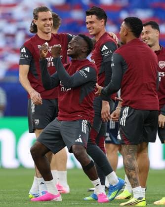 Bukayo Saka of Arsenal jokes during training Arsenal Training Session, UEFA Champions League, Final, Football, Puskas Arena, Budapest, Hungary - 29 May 2026Budapest Puskas Arena Hungary EDITORIAL USE ONLY No use with unauthorised audio, video, data, fixture lists, club league logos or live services. Online in-match use limited to 120 images, no video emulation. No use in betting, games or single club league player publications.  Copyright: xKieranxMcManus Shutterstockx 16898278aj