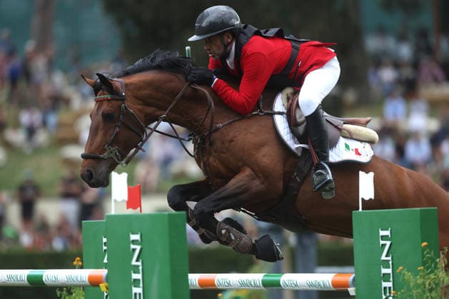 IPA85165120 - Rome, May 29, 2027: The Mexican team with Patricio Pasquel on the horse Chakkalou ps wins the trophy during the great international spectacle in PREMIO N. 5 - COPPA DELLE NAZIONI INTESA SANPAOLO, a two-heat category h. 160, among the most anticipated moments of the equestrian competition. The best international riders and teams compete on a technical and spectacular course for a total prize money of 220,000 euros, valid as 1st LR GPQ heats.  Copyright: xmarcoxiacobuccix xmarcoxiacobuccix 85165120