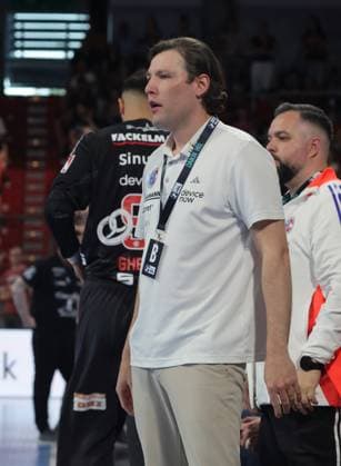 29.05.2026 - Handball - 1. Bundesliga DAIKIN HBL - Saison 2025 2026 - 33. Spieltag: HC Erlangen Metropolregion Nürnberg HCE - Bergischer HC - DaMa - xdaxmax - Johannes Sellin ( Trainer HC Erlangen HCE ) enttäuscht Enttäuschung