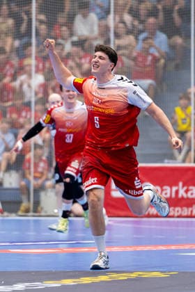 29.05.2026, 33. Spieltag der 2. Handball Bundesliga, TuSEM Essen - HSG Nordhorn-Lingen. Valentin Willner (TuSEM Essen) jubelt. Essen Am Hallo NRW Deutschland xRHR-FOTO DEx Copyright: DennisxEwert RHR-FOTOx RHR-FOTO DE