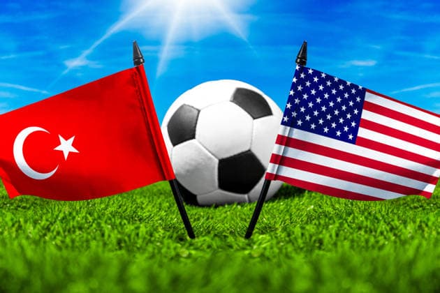 May 22, 2026: PHOTO MONTAGE, 2026 FIFA World Cup, WM, Weltmeisterschaft, Fussball National flags of Turkey and the U.S. with a soccer ball on the field. Stock image for the group stage match on June 26 at the 2026 FIFA World Cup *** FOTOMONTAGE, Fußball-Weltmeisterschaft 2026: Nationalflaggen von Türkei und USA mit Fußball auf Rasen. Symbolbild zum WM-Gruppenspiel am 26 Juni bei der FIFA Fussball-Weltmeisterschaft 2026