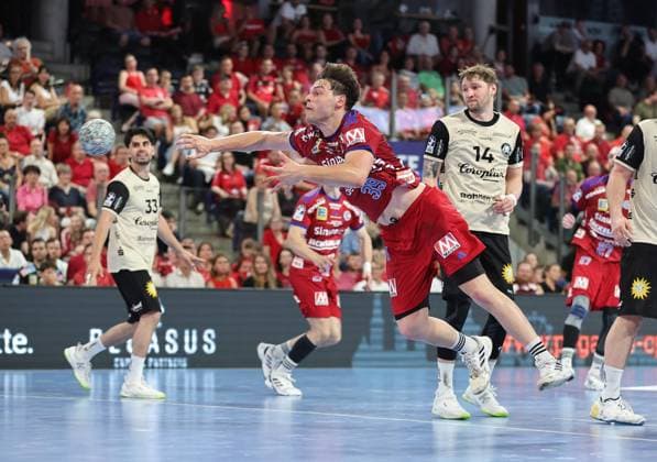 29.05.2026 - Handball - 1. Bundesliga DAIKIN HBL - Saison 2025 2026 - 33. Spieltag: HC Erlangen Metropolregion Nürnberg HCE - Bergischer HC - DaMa - xdaxmax - Tobias Buck (39, HC Erlangen HCE )
