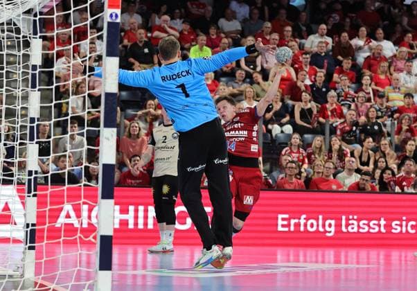 29.05.2026 - Handball - 1. Bundesliga DAIKIN HBL - Saison 2025 2026 - 33. Spieltag: HC Erlangen Metropolregion Nürnberg HCE - Bergischer HC - DaMa - xdaxmax - Christopher Rudeck (1, Bergischer HC ) Christoph Steinert ( 44, HC Erlangen HCE )
