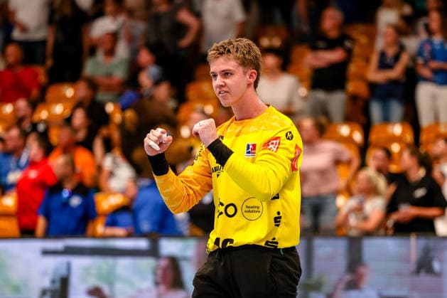 Magnus Bierfreund (HBW Balingen-Weilstetten, 16) jubelt ueber gehaltenen Ball, abgewehrt, gehalten, Torhueter, Dessau-Rosslauer HV 06 vs. HBW Balingen-Weilstetten, Handball, 2. Bundesliga, 33. Spieltag, Saison 2025 26, 29.05.2026, Dessau-Rosslauer HV 06 vs. HBW Balingen-Weilstetten, Handball, 2. Bundesliga, 33. Spieltag, Saison 2025 26, 29.05.2026 Dessau-Rosslau Copyright: xEibner-Pressefoto LauraxRoemerx EP_LRR