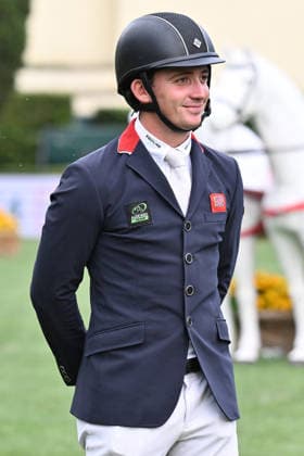 IPA85168742 - Jack WHITAKER (GBR) and JACK JL winner of the award presented by ENI during the 93rd CSIO Roma 2026 Competition No. 5 - NATIONS CUP INTESA SANPAOLO Two rounds competition - h. 160 Prize Money: 220,000 Ä on May 29, 2026 at Piazza di Siena in Rome, Italy.  Copyright: xDomenicoxCippitelli IPAxSportx xx 85168742