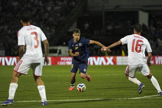 Bosnia and Herzegovina v North Macedonia - Friendlies SARAJEVO, BOSNIA AND HERZEGOVINA - MAY 29: Players in action during the International Friendly, Länderspiel, Nationalmannschaft football match between Bosnia and Herzegovina and North Macedonia at the Asim Ferhatovic Hase Stadium in Sarajevo, Bosnia and Herzegovina, on May 29, 2026. Samir Jordamovic Anadolu Sarajevo Bosnia and Herzegovina. Editorial use only. Please get in touch for any other usage.  Copyright: x2026xAnadoluxSamirxJordamovicx