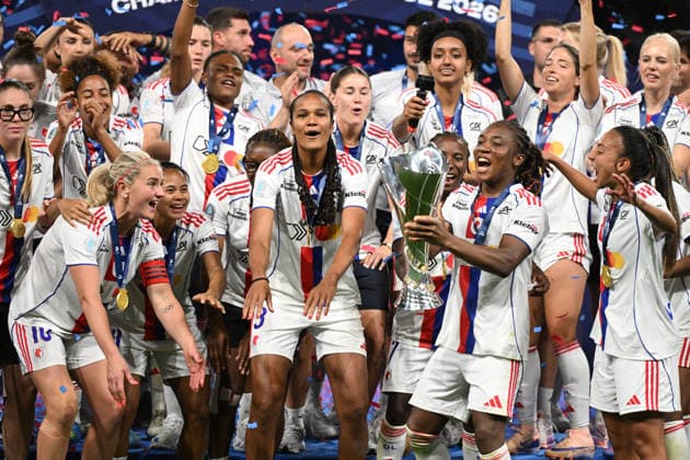 Football : OL Lyonnes vs Paris FC- final French Ligue Arkema - 29 05 2026 Players of OL Lyonnes celbrates after winner the champions ligue Arkema at the Final French Ligue Arkema match between OL Lyonnes and Paris FC at the Groupama stadium Lyon ,on May 29 2026 LYONFrance  Copyright: xMouradxAllilix