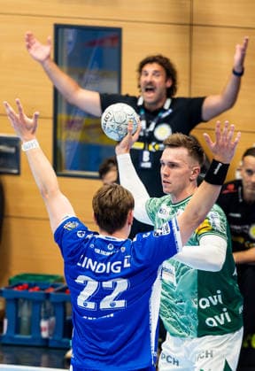 29.05.2026, GER, Handball, Maenner, Saison 25 26, Daikin 1.Bl, 30.Spieltag, ThSV Eisenach - Fuechse Berlin Lasse Bredekjaer Andersson (Fuechse Berlin), Felix Aellen (ThSV Eisenach,22) 99817 Eisenach Werner-Assmann-Halle Am Sportp Thueringen Deutschland