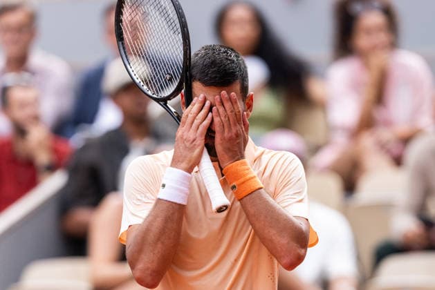 2026 French Open - Day Six Novak Djokovic reacts during his men s singles match against Joao Fonseca on day six of the French Open tennis tournament on Court Philippe Chatrier at the Roland-Garros Complex in Paris, France. Paris France  Copyright: xIbrahimxEzzatx originalFilename:ezzat-notitle260529_npZ97.jpg