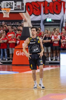 Gian Bahattin Aydinoglu (Bozic Estriche Knights Kirchheim, 04) GER, Giessen46ers vs. Bozic Estriche Knights Kirchheim, BARMER 2. Basketball Bundesliga, Playoffs Halbfinale Spiel 4, Saison 2025 2026, 29.05.2026 GER, Giessen46ers vs. Bozic Estriche Knights Kirchheim, BARMER 2. Basketball Bundesliga, Playoffs Halbfinale Spiel 4, Saison 2025 2026, 29.05.2026 Giessen Copyright: xEibner-Pressefoto NinaxSanderx EP_NSR