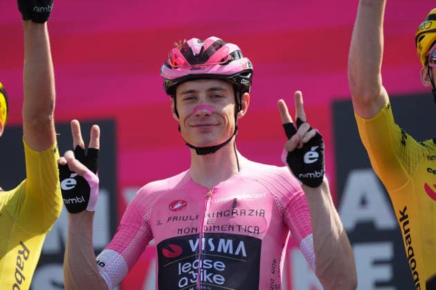 Denmark™s Jonas Vingegaard Hansen of Team Visma Lease A Bike (Pink jersey) during Stage 20 of the Giro d™Italia, from Gemona del Friuli to Piancavallo, Italy, Saturday,May 30, 2026.  Copyright: xSimonexSpadax xLaPressex