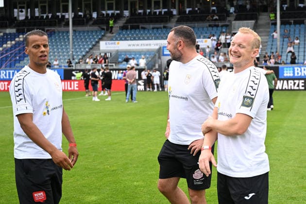 30.05.2026, xsvx, Fussball Langholz Cup 2026, v.l. Wiesbaden